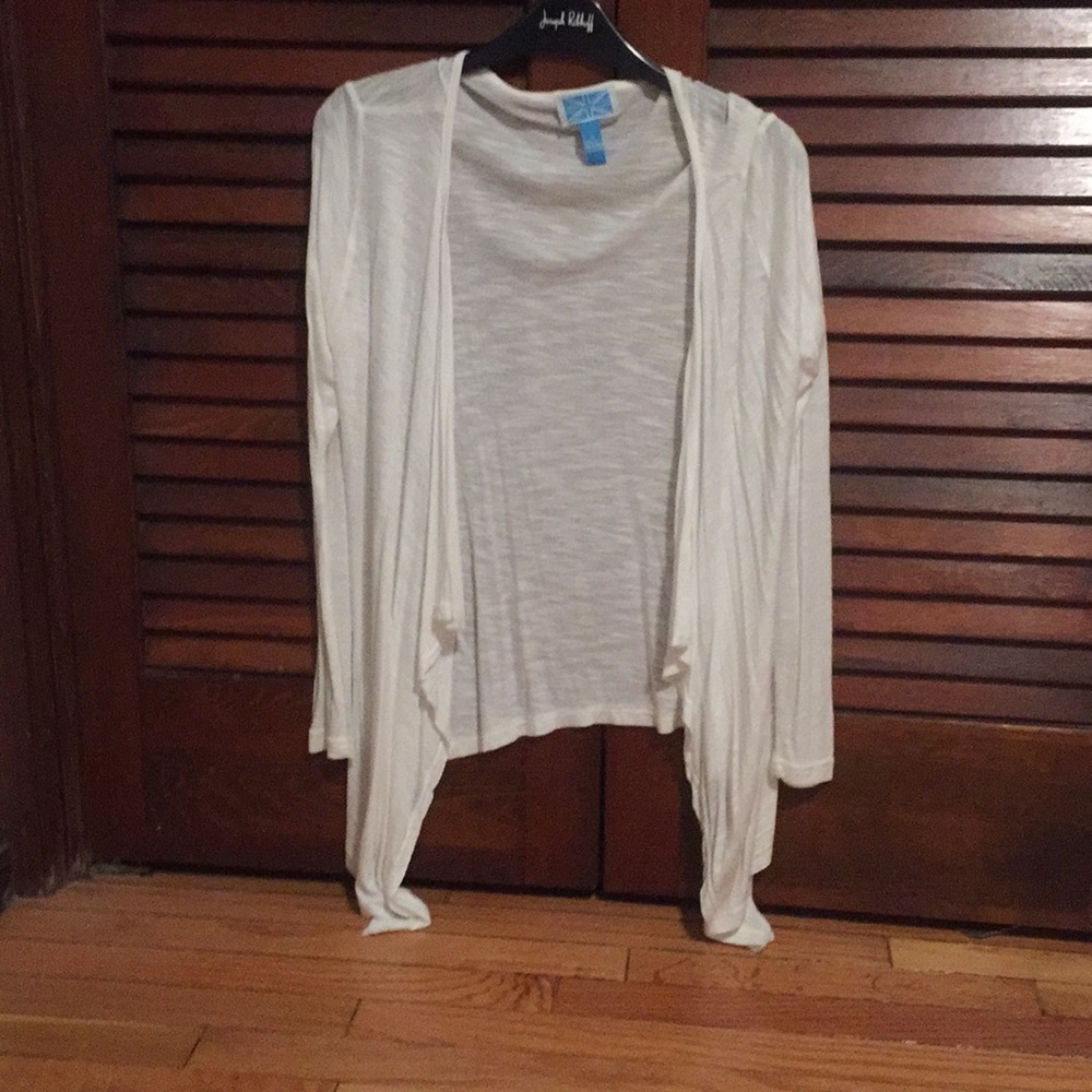 Light weight cardigan